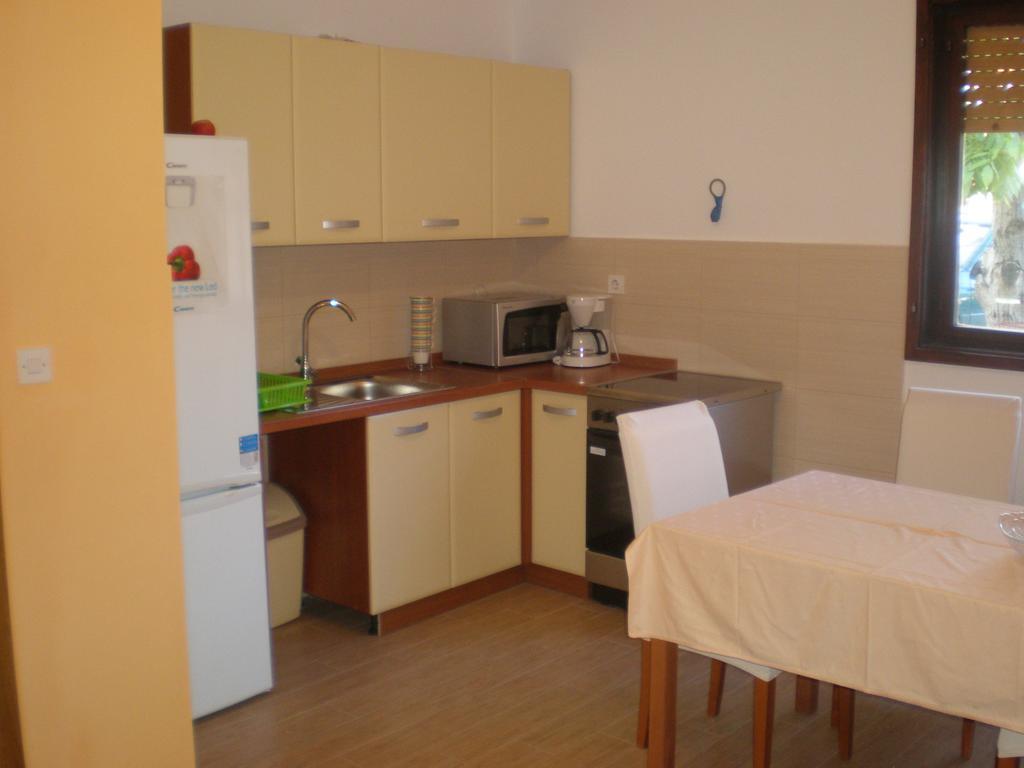 Apartment Ms Pula Eksteriør billede